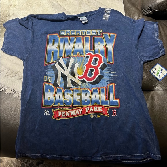 47 Other - Red Sox Yankees tee shirt